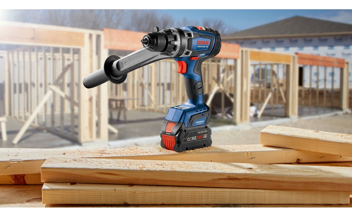 Las Herramientas Esenciales para Todo Carpintero y Tapicero